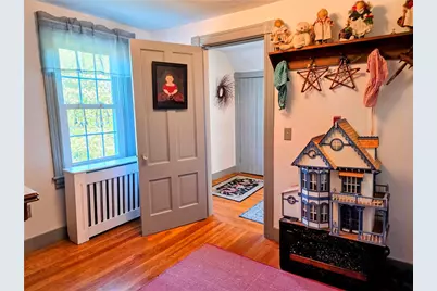 132 Prospect Hill Avenue, West Warwick, RI 02893 - Photo 25