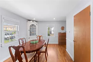 124 Clarence St, Cranston, RI 02910 - Photo 7