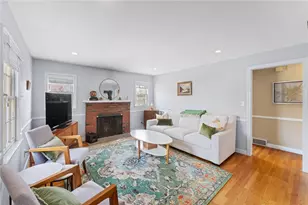 124 Clarence St, Cranston, RI 02910 - Photo 3