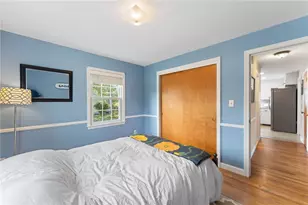 124 Clarence St, Cranston, RI 02910 - Photo 13