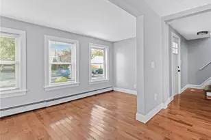 94 Holmes Ave, Warwick, RI 02886 - Photo 15