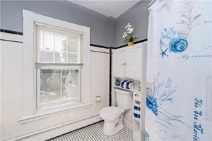 1291 Narragansett Blvd, Cranston, RI 02905 - Photo 11