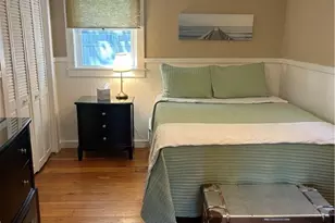 272 Riverside St, Portsmouth, RI 02871 - Photo 5