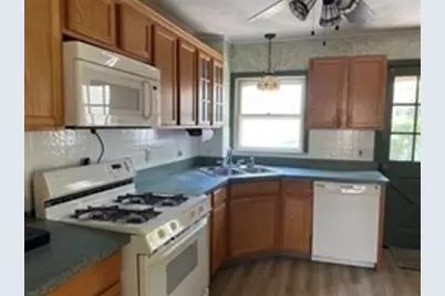 77 Manistee Street, Pawtucket, RI 02761 - Photo 3