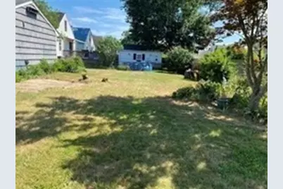 77 Manistee Street, Pawtucket, RI 02761 - Photo 11