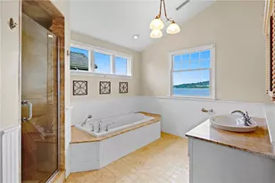 169 Narragansett Blvd, Portsmouth, RI 02871 - Photo 37