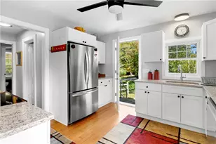 346 Post Rd, Westerly, RI 02891 - Photo 15