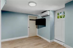 346 Post Rd, Westerly, RI 02891 - Photo 25