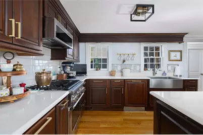 230 Marlborough Street, East Greenwich, RI 02818 - Photo 17