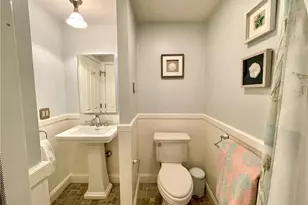 57 Green St, Portsmouth, RI 02871 - Photo 5