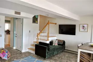 57 Green St, Portsmouth, RI 02871 - Photo 11