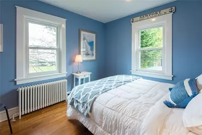 29 Fenner Avenue, Newport, RI 02840 - Photo 17