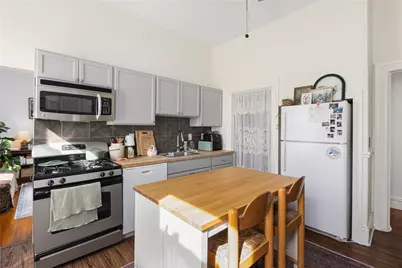 14 Parade Street, Providence, RI 02909 - Photo 11