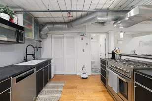 10 Exchange Ct, Pawtucket, RI 02860 - Photo 3