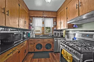 64 Ralph St, Providence, RI 02909 - Photo 9