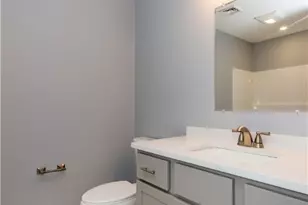 7 June Ct, West Warwick, RI 02816 - Photo 7