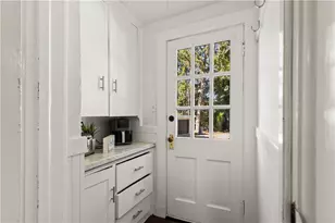 476 Providence St, West Warwick, RI 02893 - Photo 23