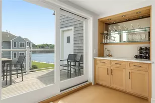 31 Coddington, Newport, RI 02840 - Photo 3