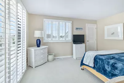 31 Coddington #24, Newport, RI 02840 - Photo 33