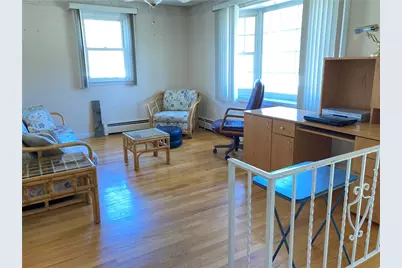 250 Ray Avenue, Woonsocket, RI 02895 - Photo 9