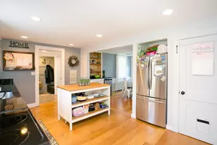 1994 E Main Rd, Portsmouth, RI 02871 - Photo 7