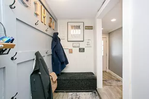 1994 E Main Rd, Portsmouth, RI 02871 - Photo 3