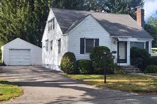 61 Crossland Rd, West Warwick, RI 02893 - Photo 1