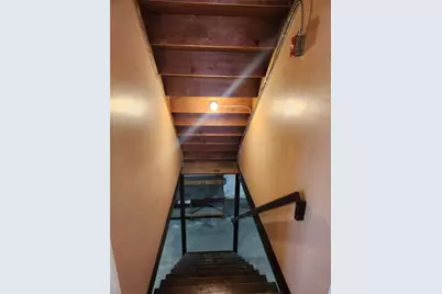 61 Crossland Road, West Warwick, RI 02893 - Photo 27