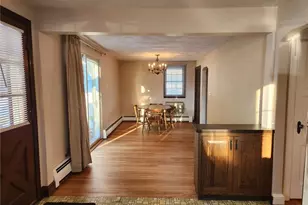 61 Crossland Rd, West Warwick, RI 02893 - Photo 11