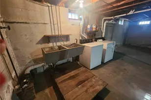 61 Crossland Rd, West Warwick, RI 02893 - Photo 29