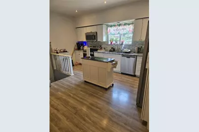 27 Stedman Street, Pawtucket, RI 02860 - Photo 15