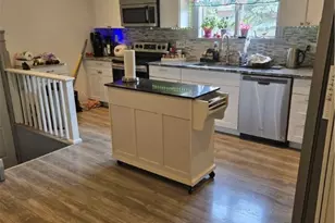 27 Stedman St, Pawtucket, RI 02860 - Photo 15