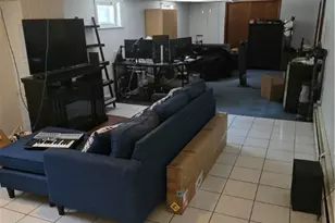 27 Stedman St, Pawtucket, RI 02860 - Photo 19