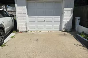 27 Stedman St, Pawtucket, RI 02860 - Photo 5