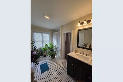 217 Elmwood Avenue, Providence, RI 02907 - Photo 9