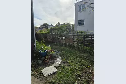 217 Elmwood Avenue, Providence, RI 02907 - Photo 29