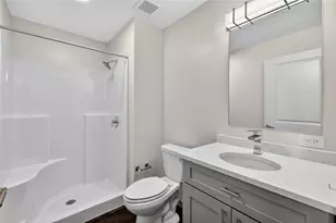 1624 Lonsdale Ave, Lincoln, RI 02865 - Photo 5