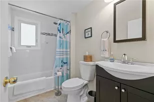 59 Berkley Ave, Portsmouth, RI 02871 - Photo 13