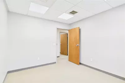 174 Armistice Boulevard, Pawtucket, RI 02860 - Photo 3