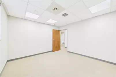 174 Armistice Boulevard, Pawtucket, RI 02860 - Photo 9