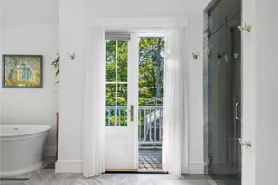 140 Aldrich Ave, Warwick, RI 02889 - Photo 19