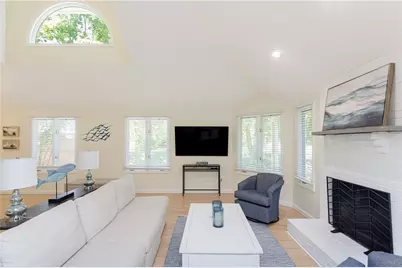 112 Harrison Avenue #B, Newport, RI 02840 - Photo 9