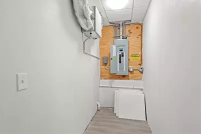 1016 Park Avenue, Cranston, RI 02910 - Photo 11