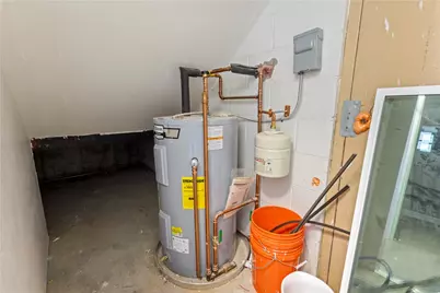 1016 Park Avenue #1, Cranston, RI 02910 - Photo 11