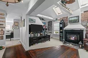 21 Slocum St, Newport, RI 02840 - Photo 9