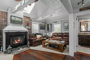 21 Slocum St, Newport, RI 02840 - Photo 11