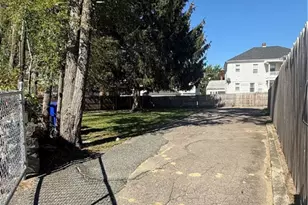 1 Oliver St, North Providence, RI 02904 - Photo 23