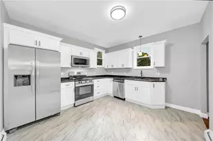123 Chester Ave, Providence, RI 02907 - Photo 9