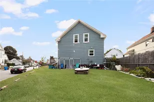 7 Cleveland Ave, Cranston, RI 02920 - Photo 27