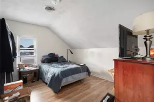 7 Cleveland Ave, Cranston, RI 02920 - Photo 23